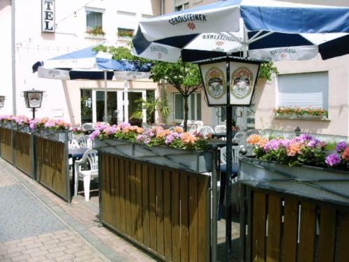 Hotel Zur Eisenbahn Rodgau Exterior foto